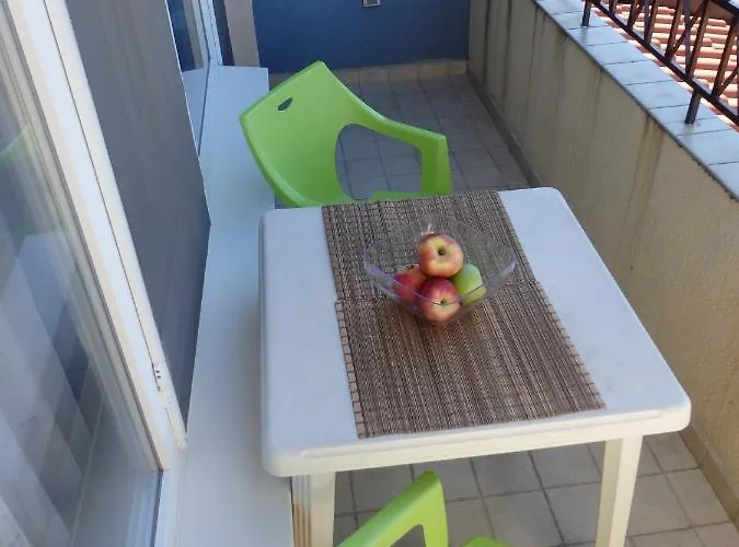 Studio-pomorie Апартаменты *